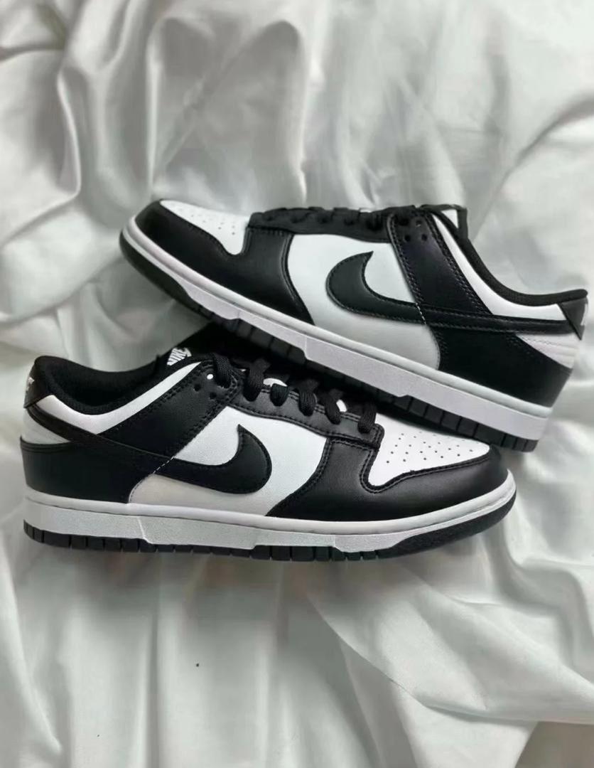 Nike dunk white/black